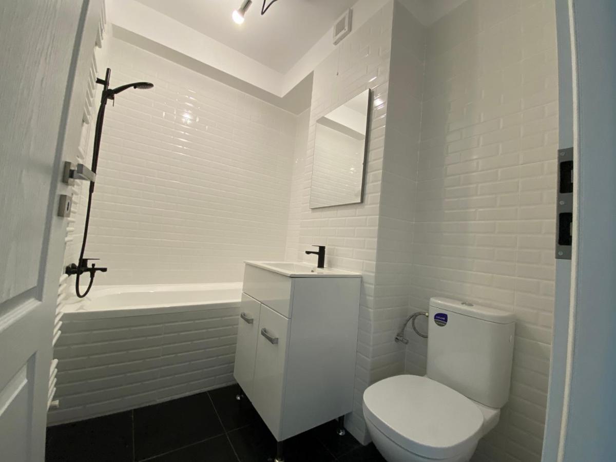 Studio Galaxy Plaza Residence Sector 6 บูคาเรสต์ ภายนอก รูปภาพ